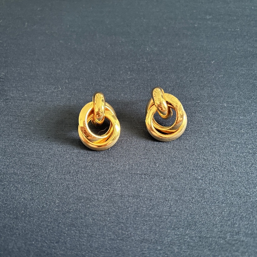 Italian Interlocking Hoop Earrings